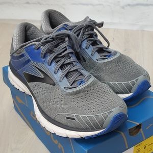 Brooks Adrenaline GTS 18 Running Shoes